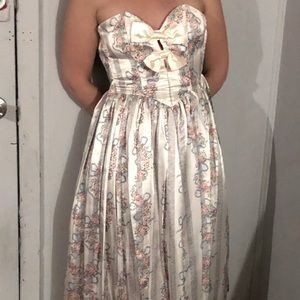 Gunne sax by Jessica McClintock formal dress